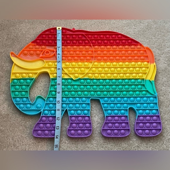 Large Elephant Pop It - Fidget Toy - Picture 3 of 4